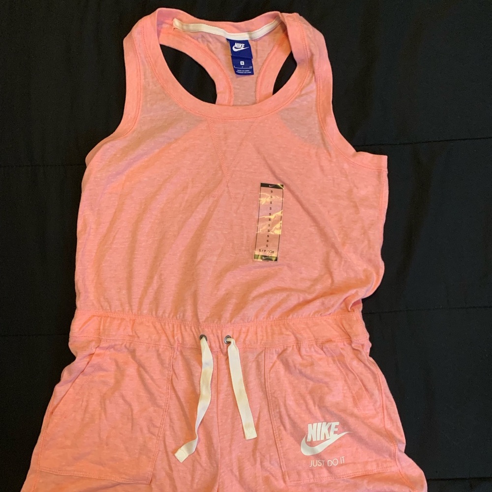 One piece short jumper